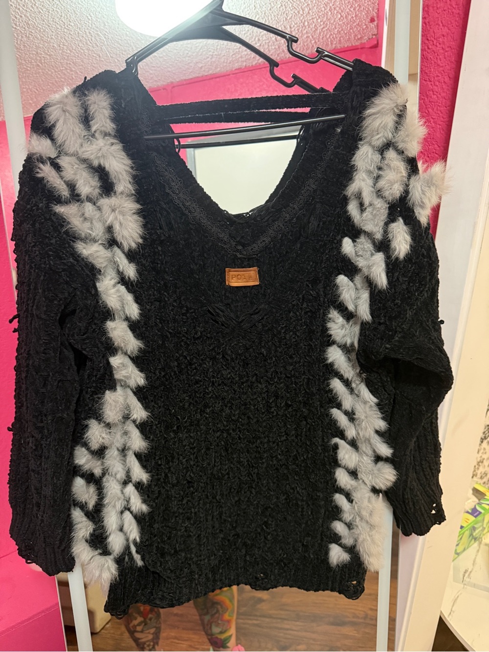 POL Black V-Neck Sweater with Cream Faux Fur Trim